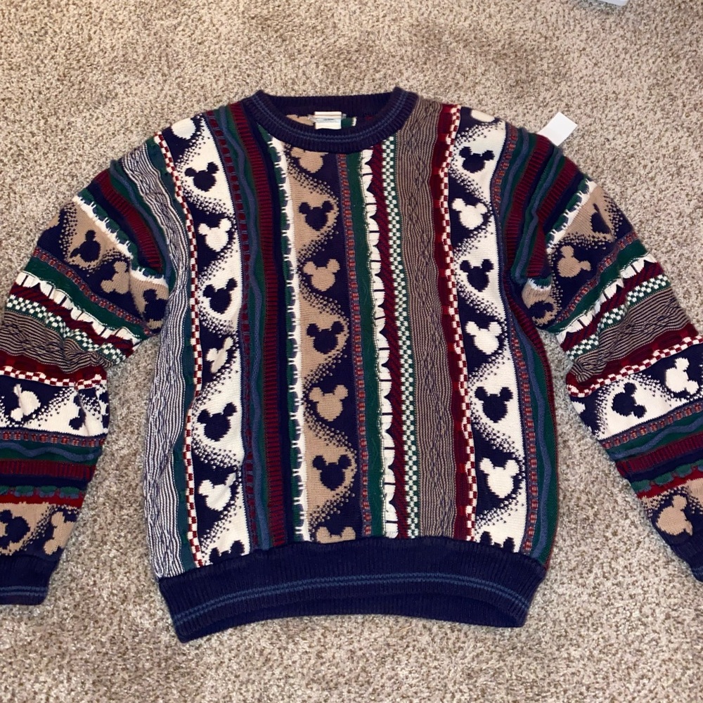Disney Vintage Mens Christmas sweater (mickey mouse)